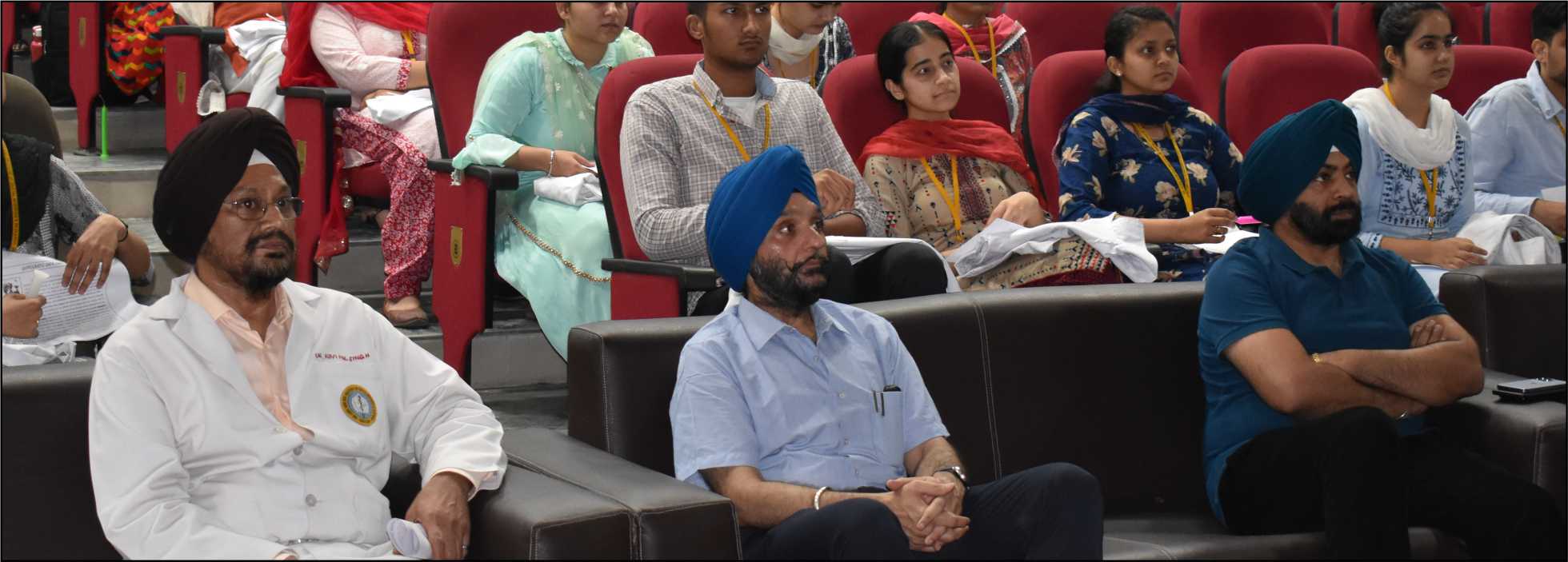 galimgs/Dental College White Coat Ceremony/P - 10.jpg